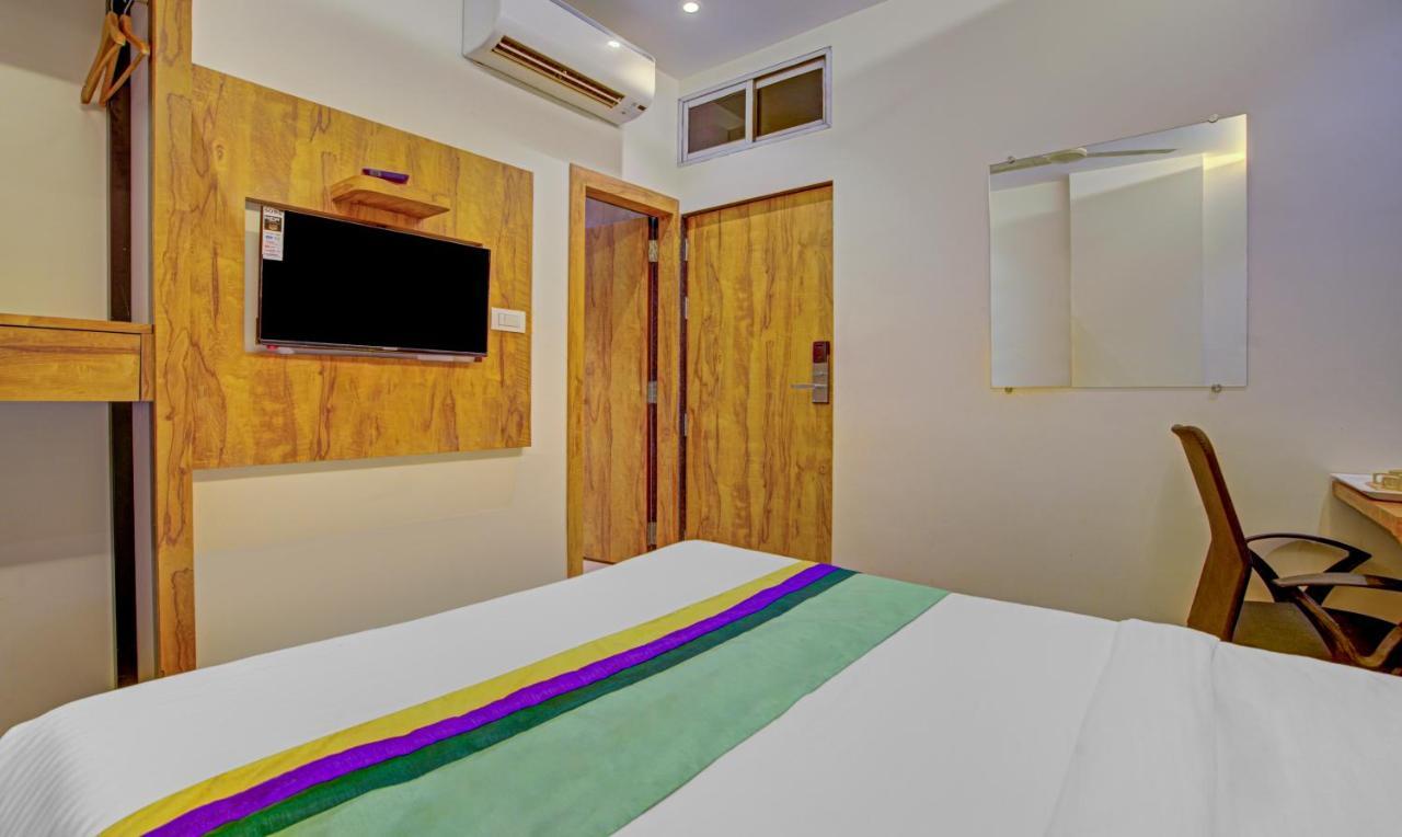 Treebo Prince Andheri East Мумбаи Экстерьер фото